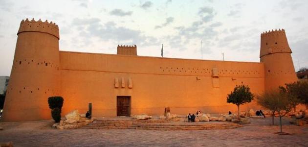 قصر المصمك واهميته التاريخيه والحضاريه بحث مختصر الموقع المثالي