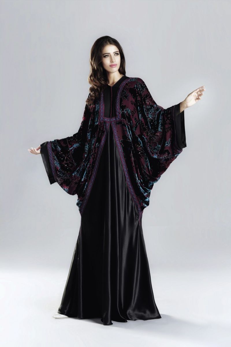 صور عبايات خليجية جديدة 2021 , تصميمات حديثة وراقية بجميع